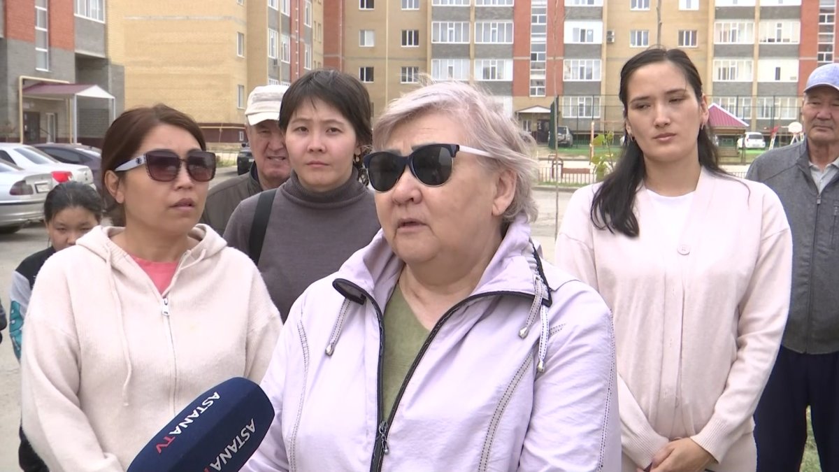 В транспортной изоляции: жители новостроек в Актобе третий год просят у властей дорогу и автобусы