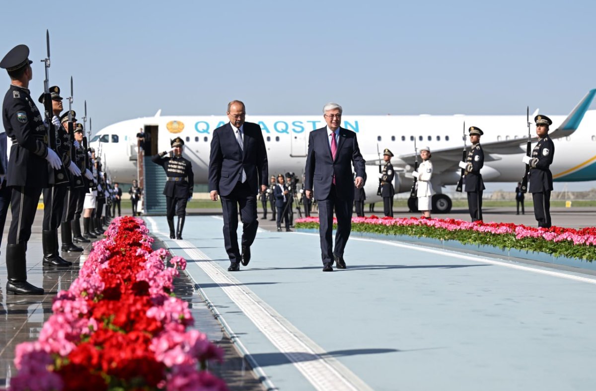 Токаев прибыл в Узбекистан