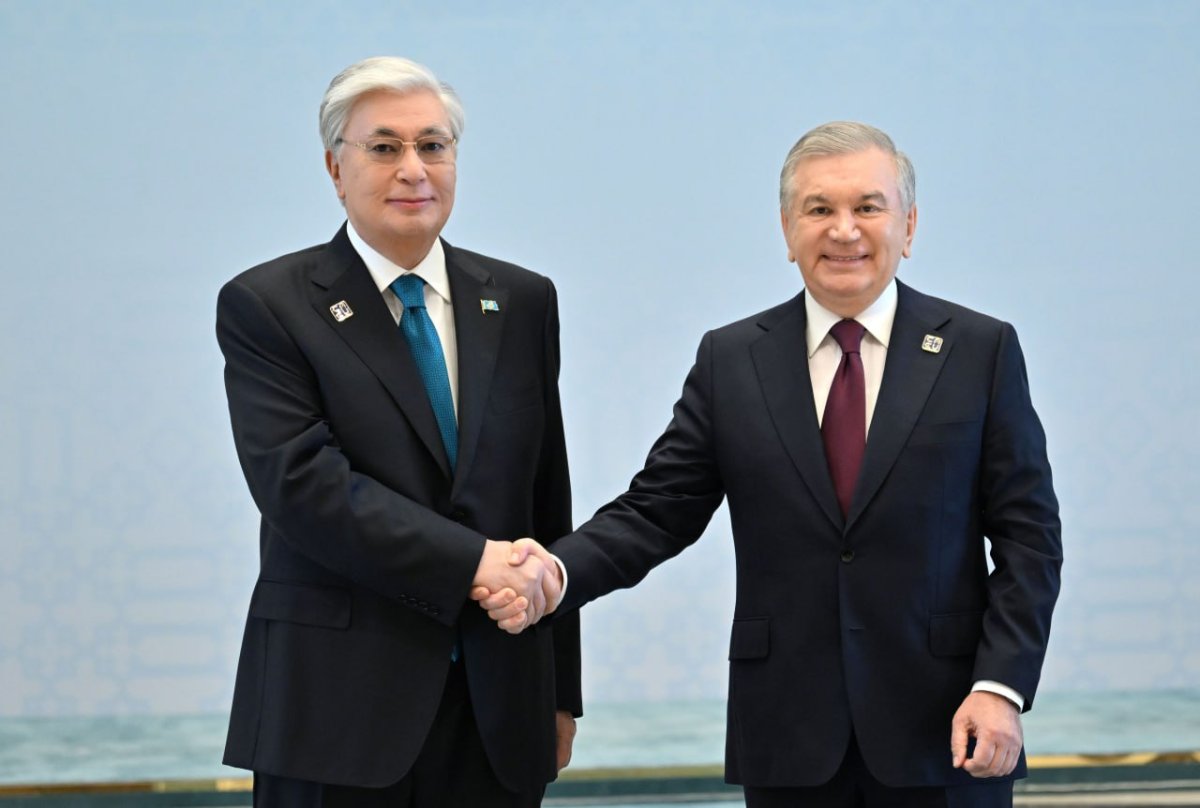 Президент Самарқандтағы Конгресс-орталыққа келді