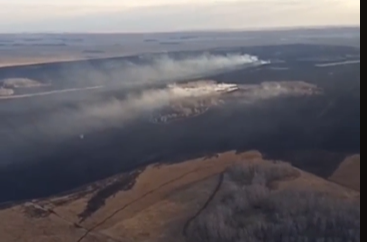 Большой степной пожар тушили в Костанайской области