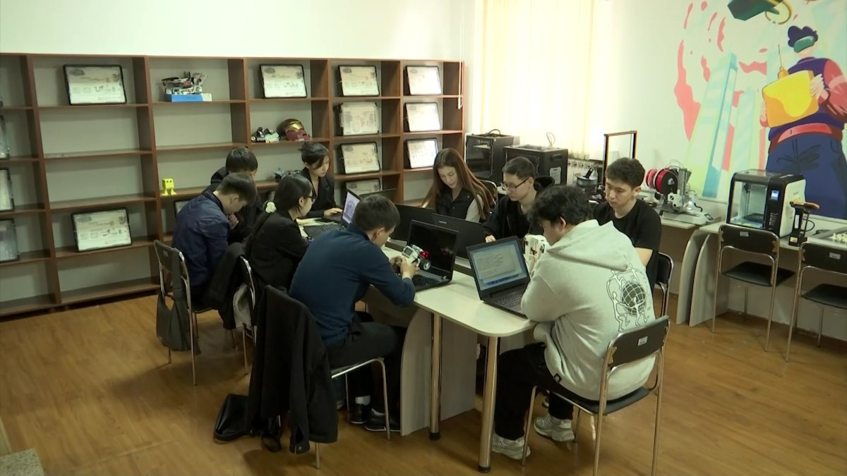 Абай атындағы Қазақ ұлттық педагогикалық университетінде Ғылым апталығының ашылу салтанаты өтті