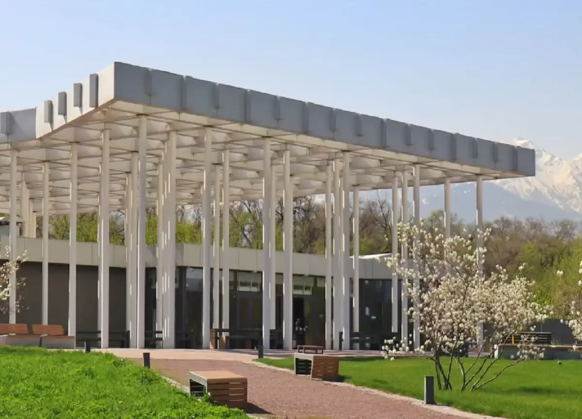 Алматының бас ботаникалық бағы жабылды