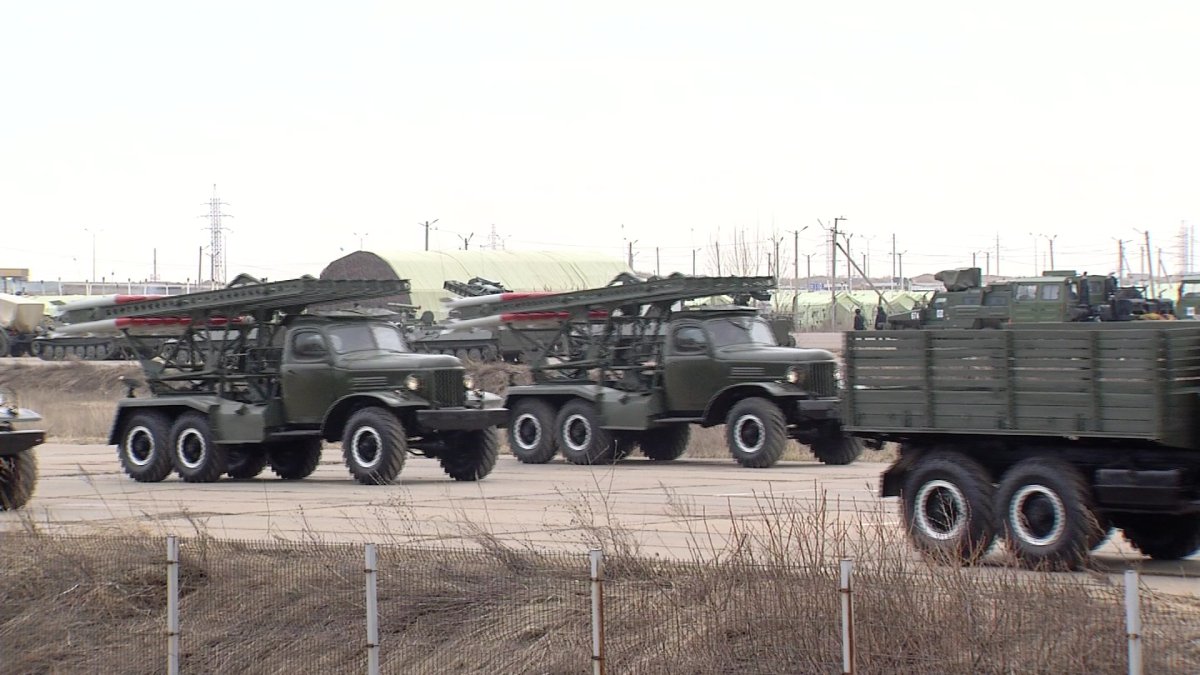 "Парадқа қатысу екінің біріне беріле бермейтін бақ", - десантшы