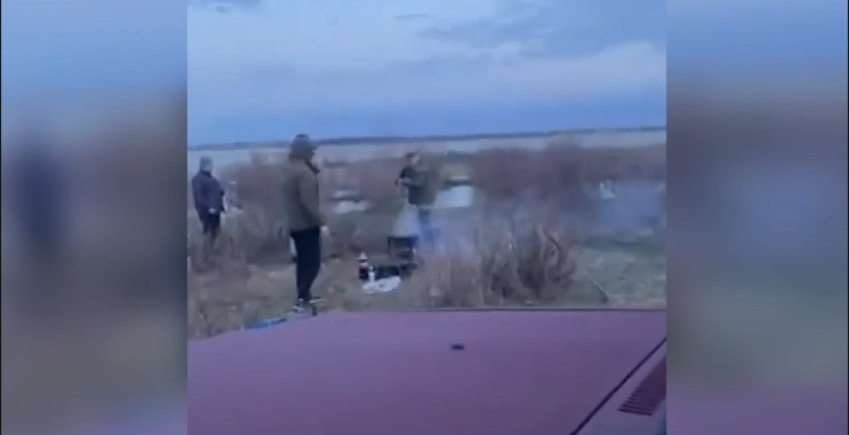В Алматинской области егерь прострелил мужчине ногу после ссоры у костра
