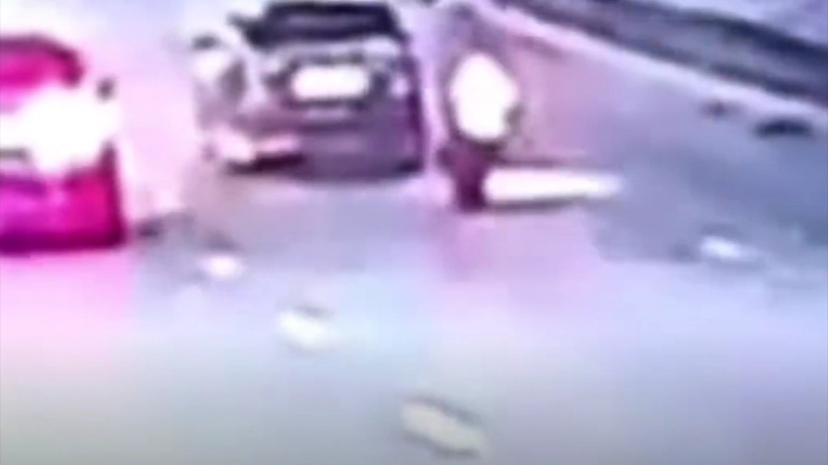 Алматыда мас күйде мотоцикл тізгіндеген азамат 2 жұмысшыны қағып өлтірді