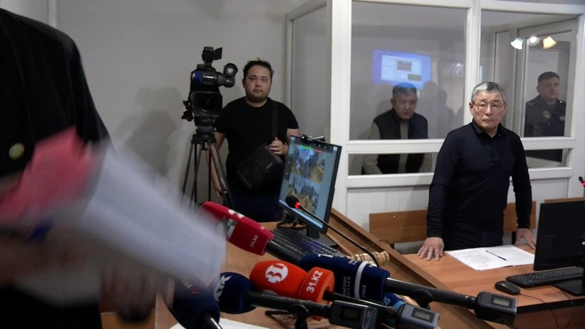 Дело о захвате заложницы в аэропорту Алматы решением суда вернули прокурору