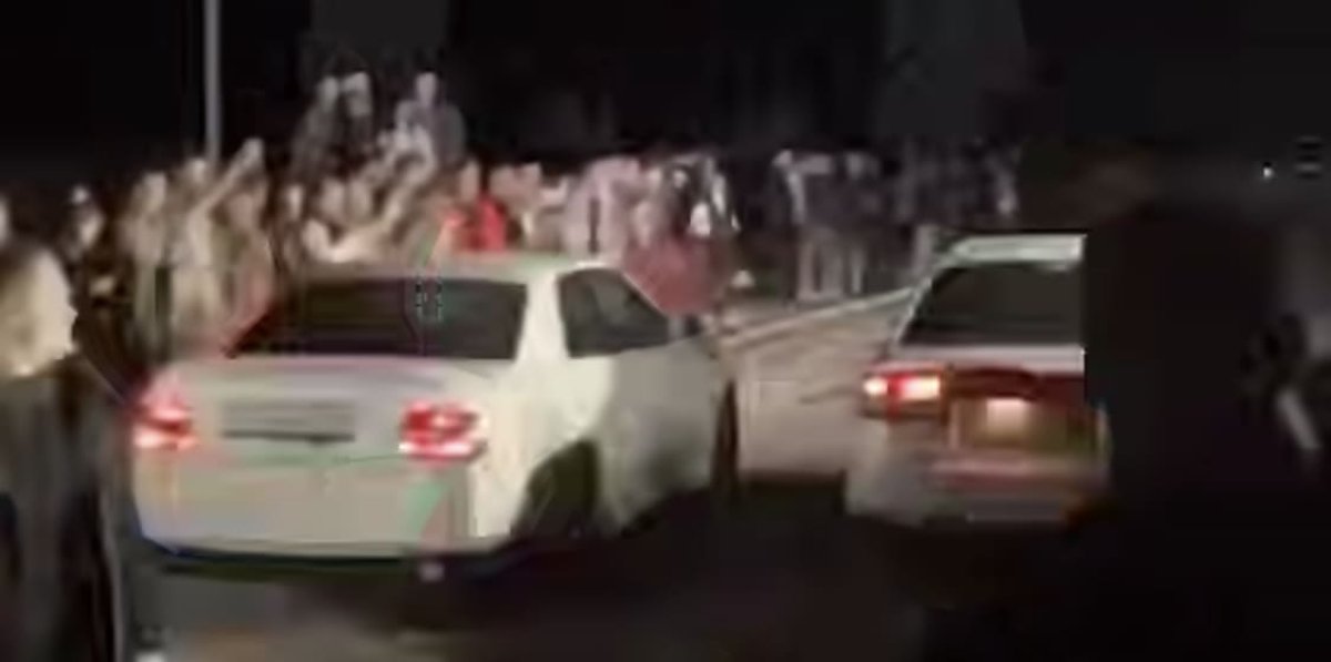 Гонщик влетел в толпу и насмерть сбил подростка в России