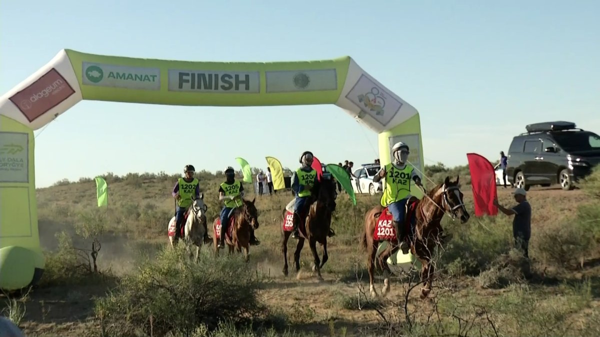 «Ұлы дала жорығы» марафон-бәйгесінің үшінші кезеңі аяқталды