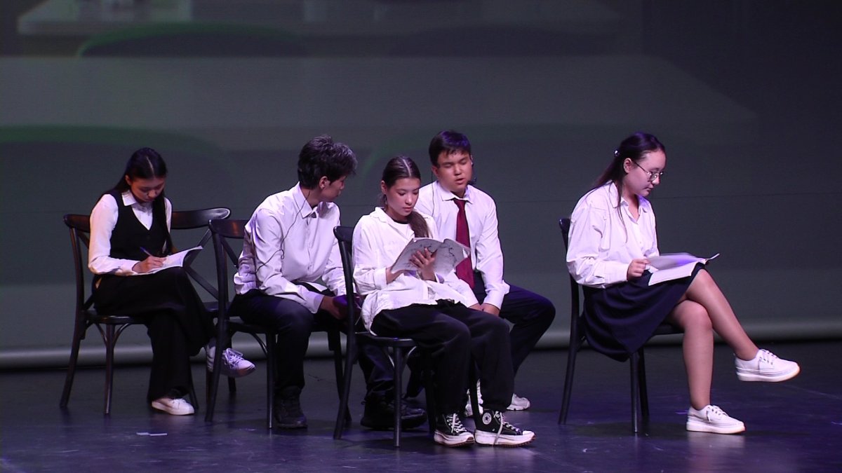 "Заң мен тәртіп": Астаналық оқушылар сайысқа түсті