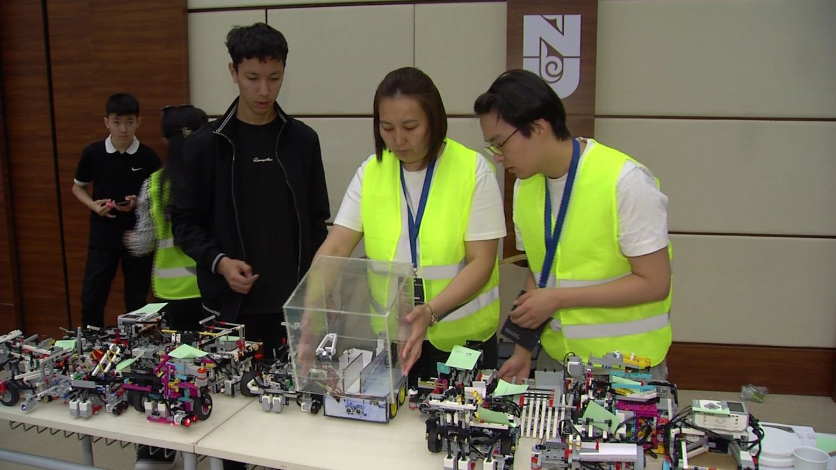 Юные казахстанские инженеры сразились на мировом турнире Robotek Grand Tournament