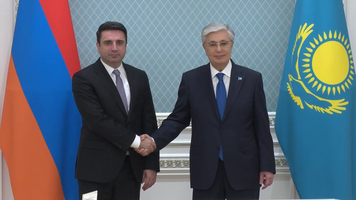 Мемлекет басшысы Армения Ұлттық жиналысының төрағасы Ален Симонянды қабылдады