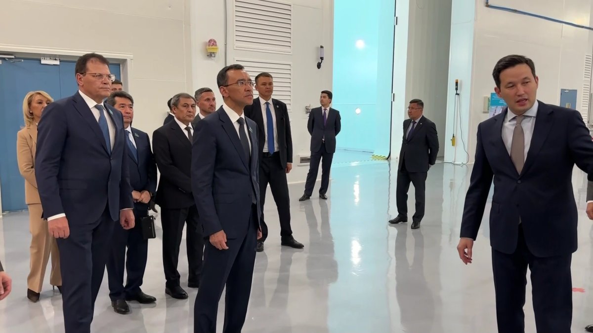 Сенат төрағасы Ұлттық ғарыш орталығының жұмысымен танысты