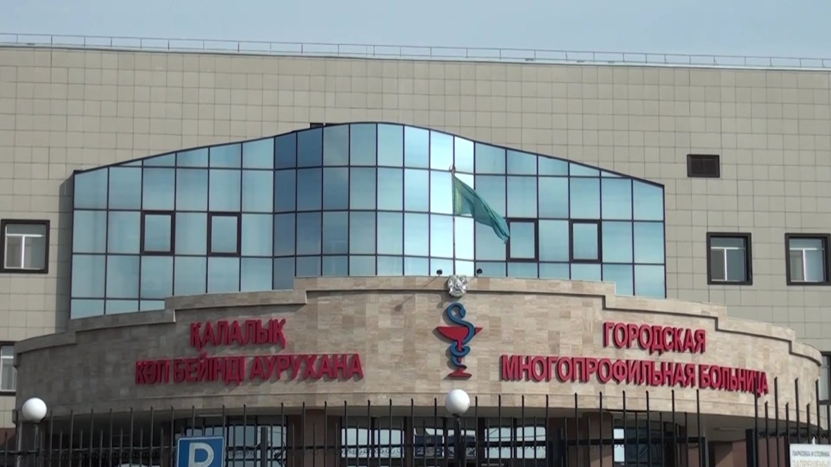 Таразда жұмыс бабымен жүрген алматылық депутат соққының астында қалды