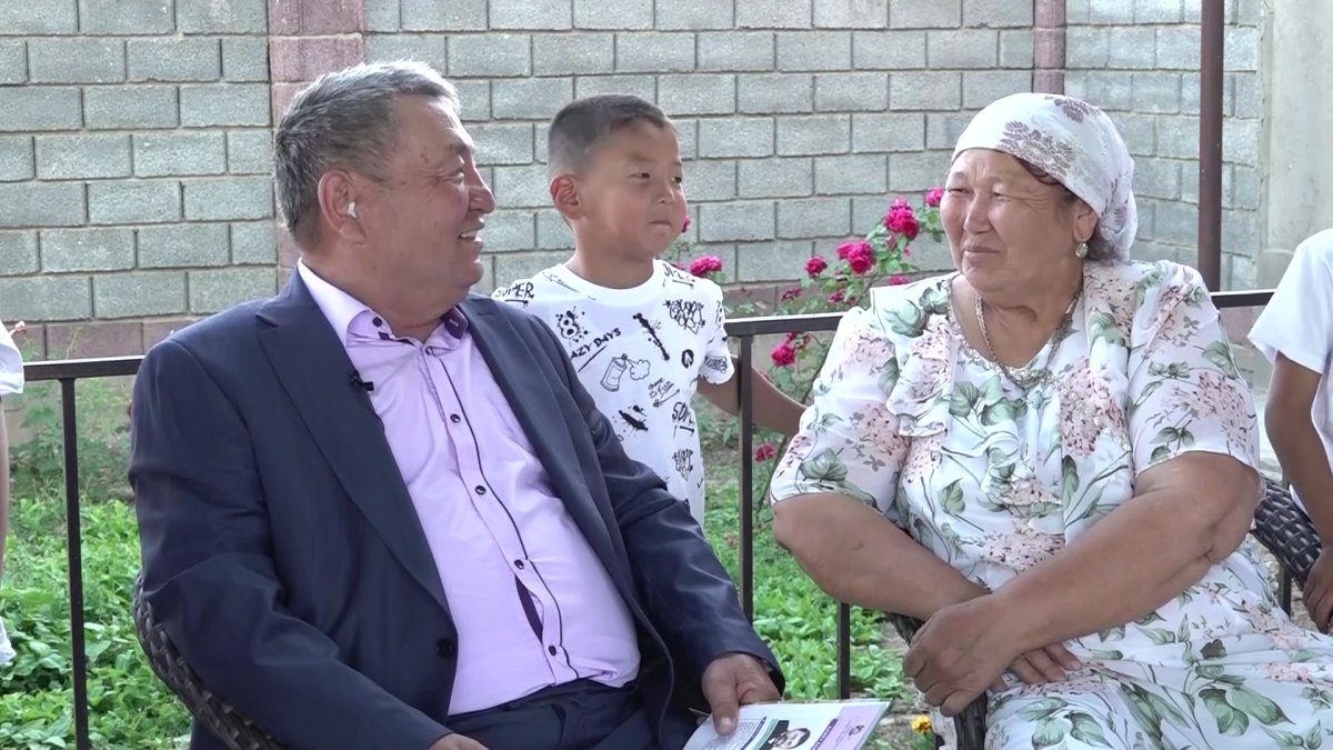 Түркістан облысының тұрғыны Қошқарбек пен Дүйсенкүл  Дүйсенбаевтардың отасқанына биыл 44 жыл