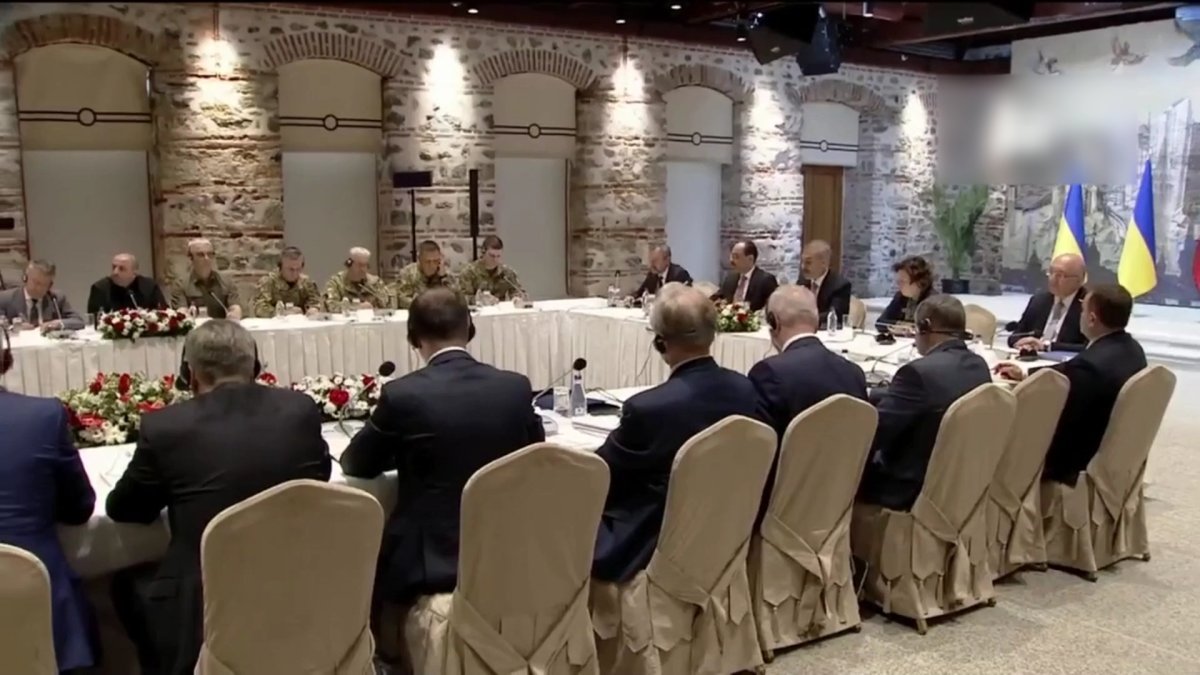 «Соғыстың зардабы күшейеді»: Ресей мен Украина арасында келіссөздер өтті