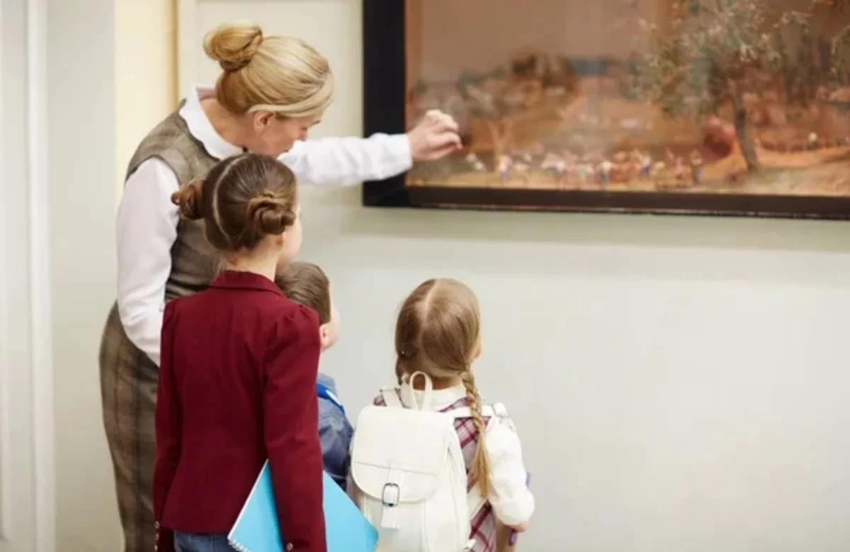 Қазақстанда жазда театрлар, мұражайлар мен қорықтар балалар үшін тегін болады