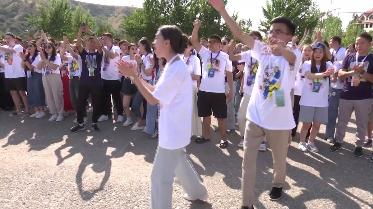 Летние каникулы: где и как отдохнут школьники в 2025 году?