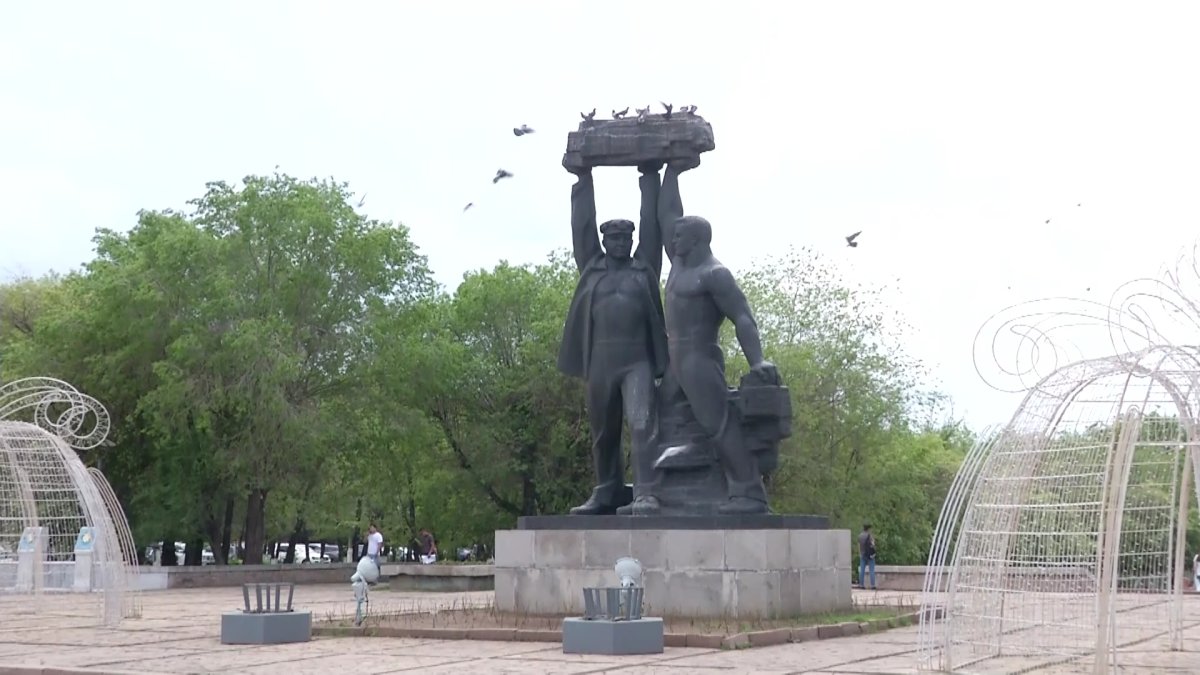 "5 парней вытворяли все, что хотели" - карагандинец заявил об изнасиловании 16-ти летней дочери