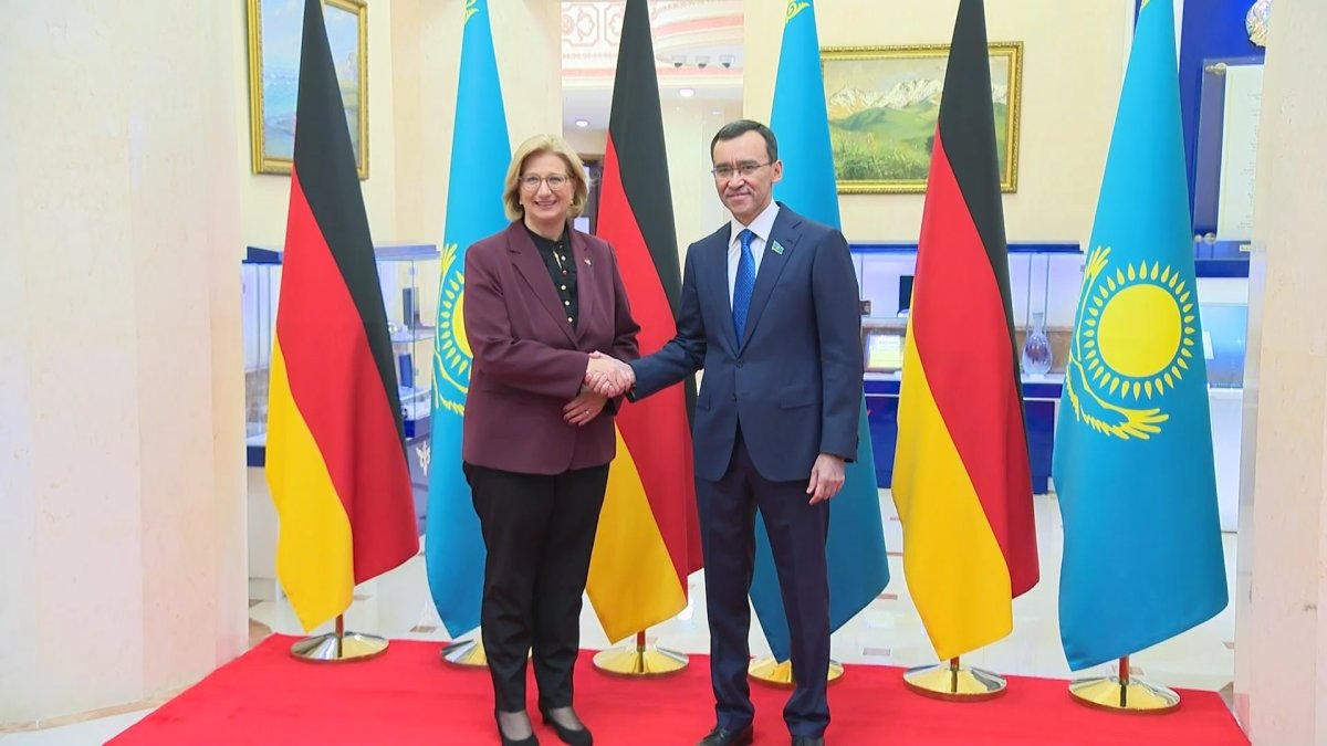 "Сенат тарапынан заңнамалық қолдау көрсетуге және бірлесіп жұмыс істеуге дайынбыз", - М. Әшімбаев