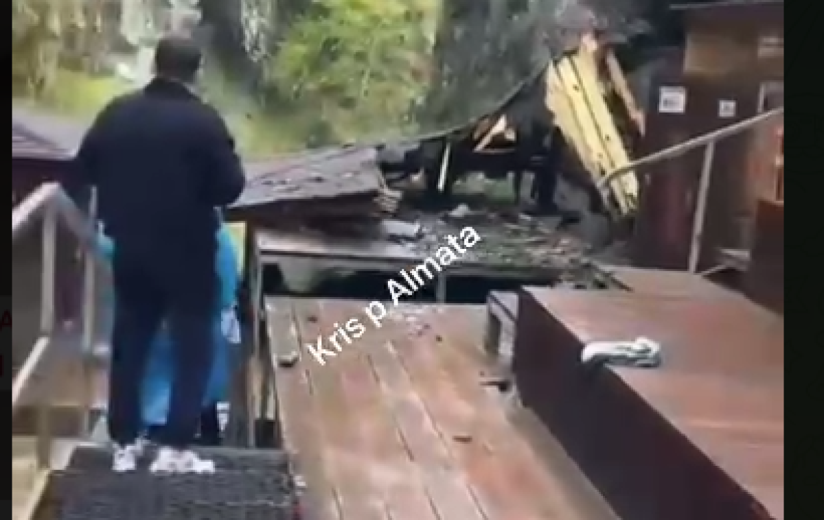 Ливень вызвал камнепад в ущелье Алма-Арасан