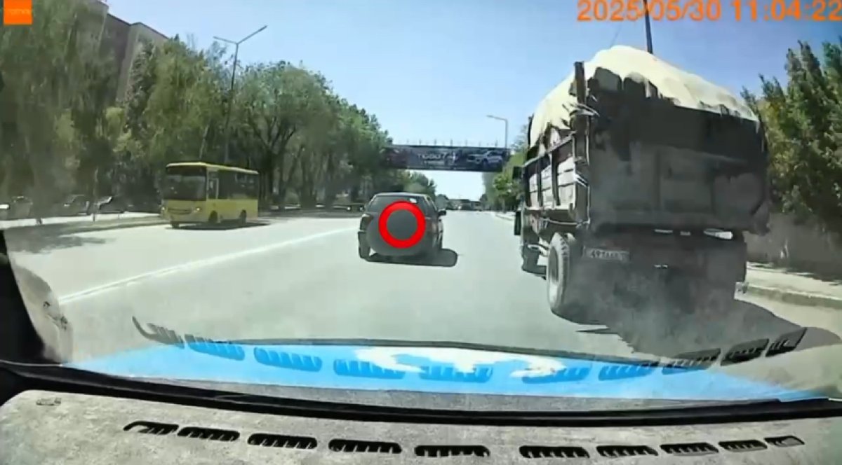 Без прав и тормозов: молодой лихач попытался скрыться от полиции