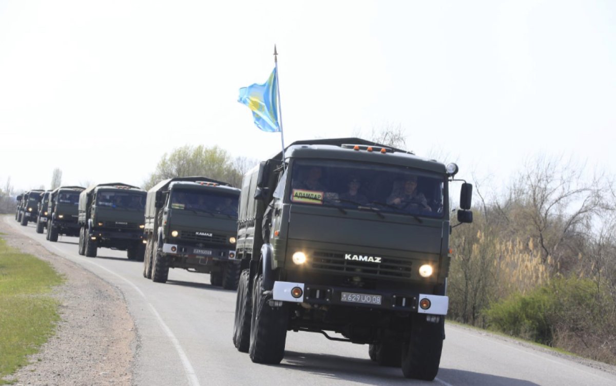 Казахстанцев предупредили о передвижении военной техники