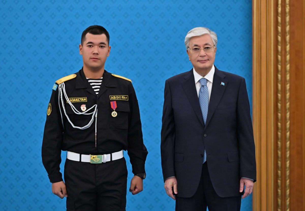 Государство уделяет особое внимание укреплению потенциала Вооруженных сил, - Президент