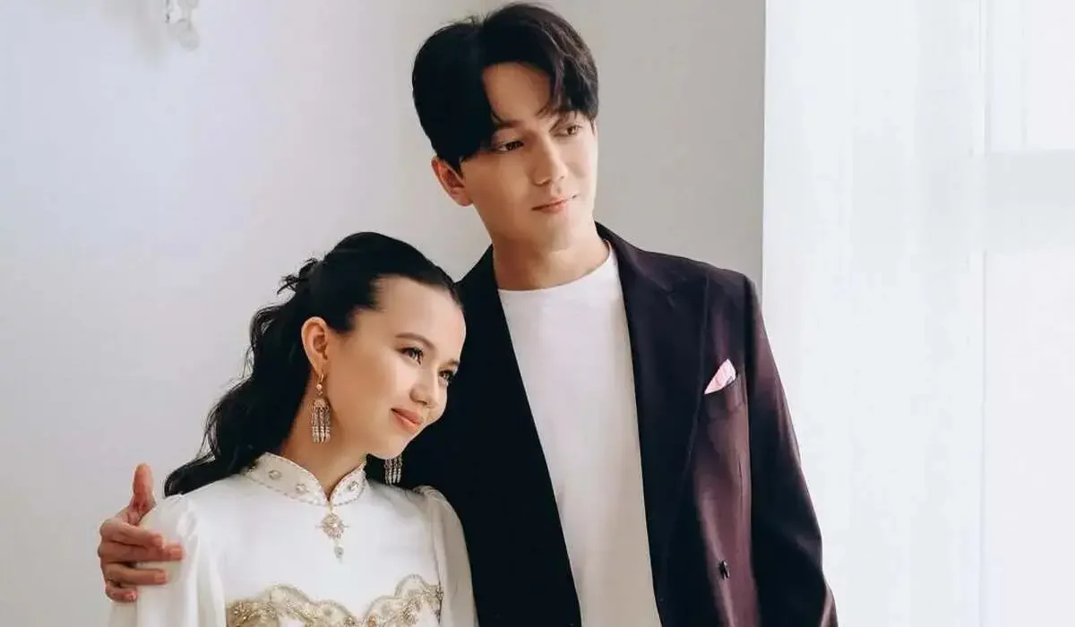 «Күліп тұрса да, іші өртеніп барады»: Димаш пен қарындасының суреті көптің көңілін босатты