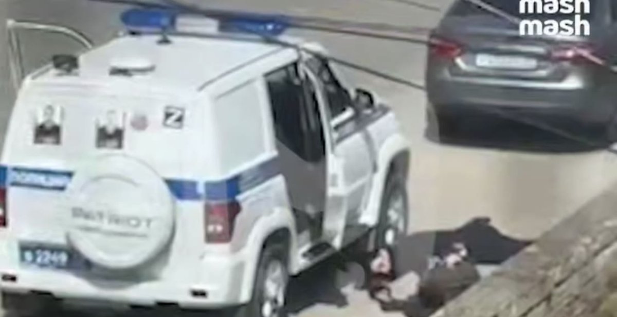 Трое полицейских убиты при нападении неизвестных в Махачкале