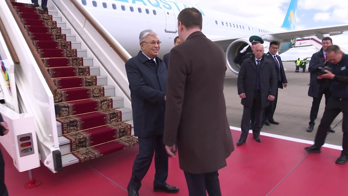 Қасым-Жомарт Тоқаев Владимир Путиннің шақыруымен Ресейге барды