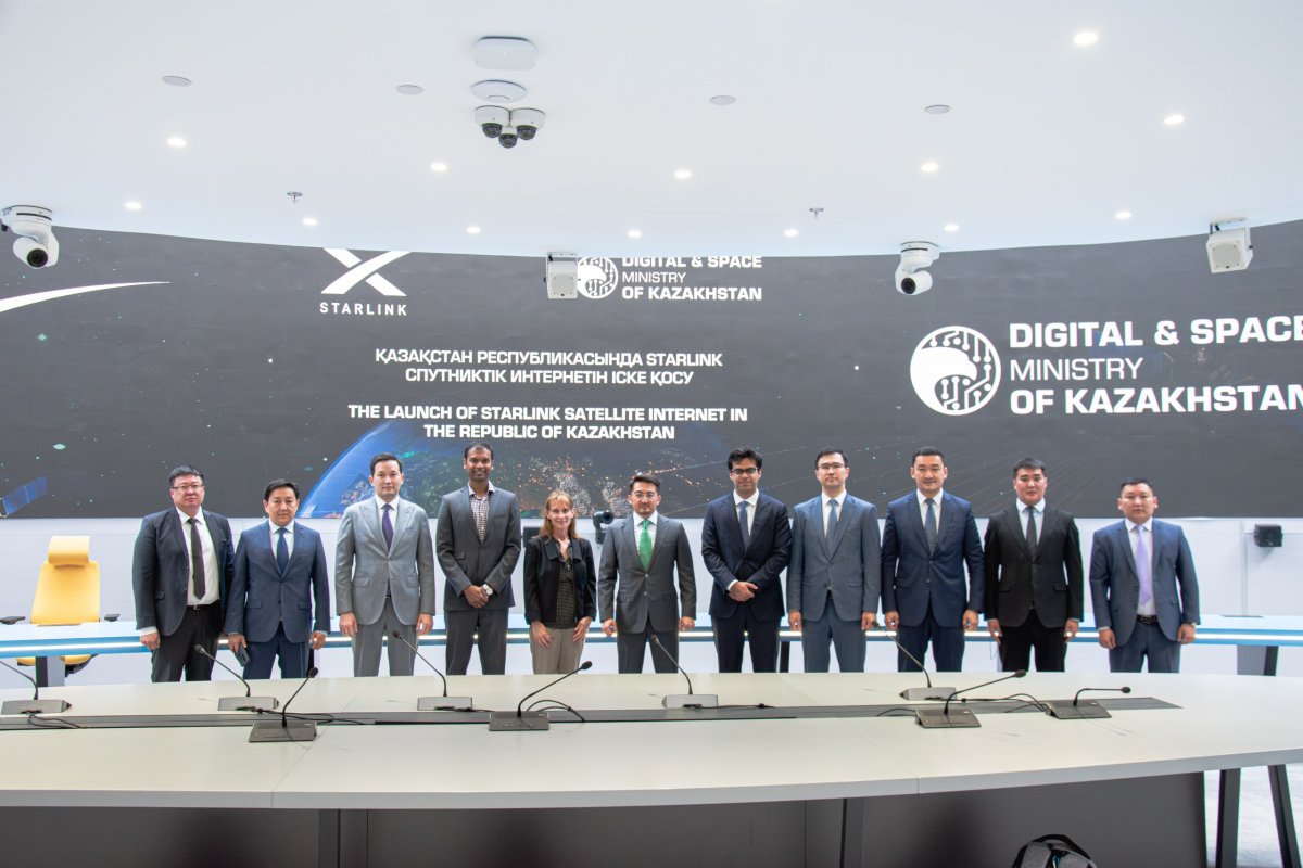 Starlink официально приходит в Казахстан: подписано соглашение о запуске спутникового интернета