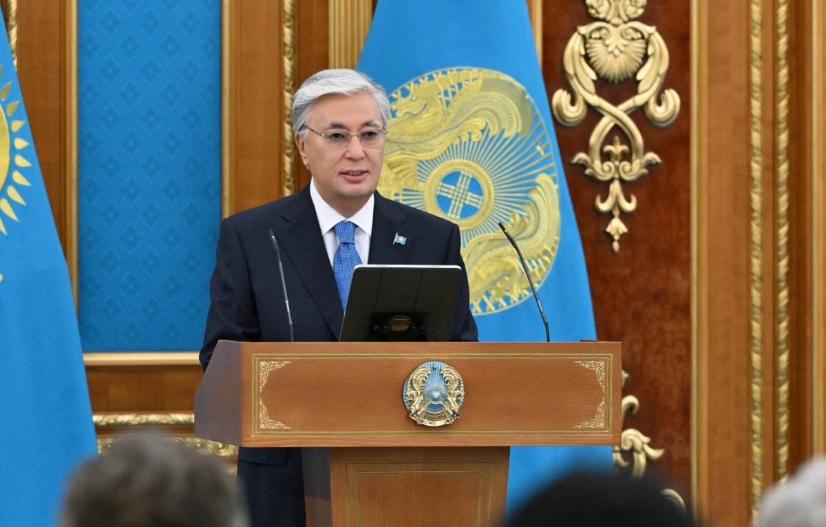 Мемлекет басшысы Қасым-Жомарт Тоқаев медицина саласы қызметкерлерін марапаттау рәсімінде сөз сөйледі