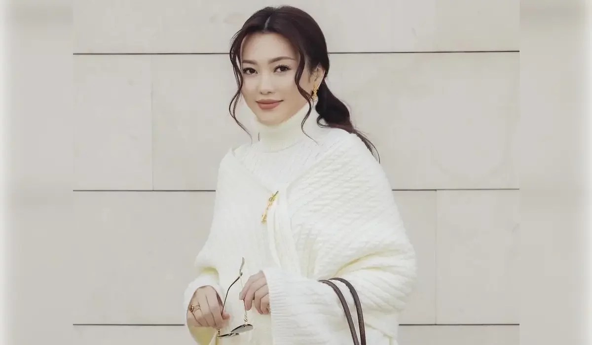 Ерке Есмахан толғатып жатып Сәкен Майғазиевтің ұлының тойын көрген