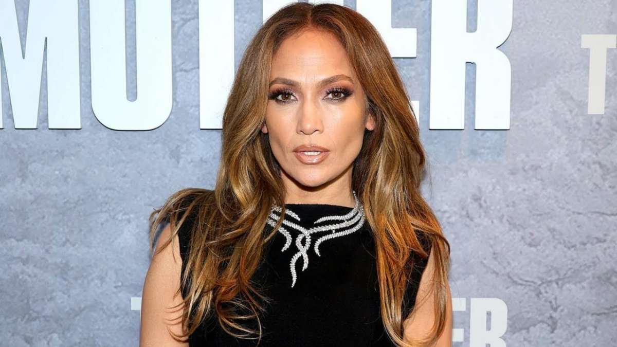 Дженнифер Лопес закажет джакузи в Алматы? Ради комфорта звезды отель переделает президентский люкс