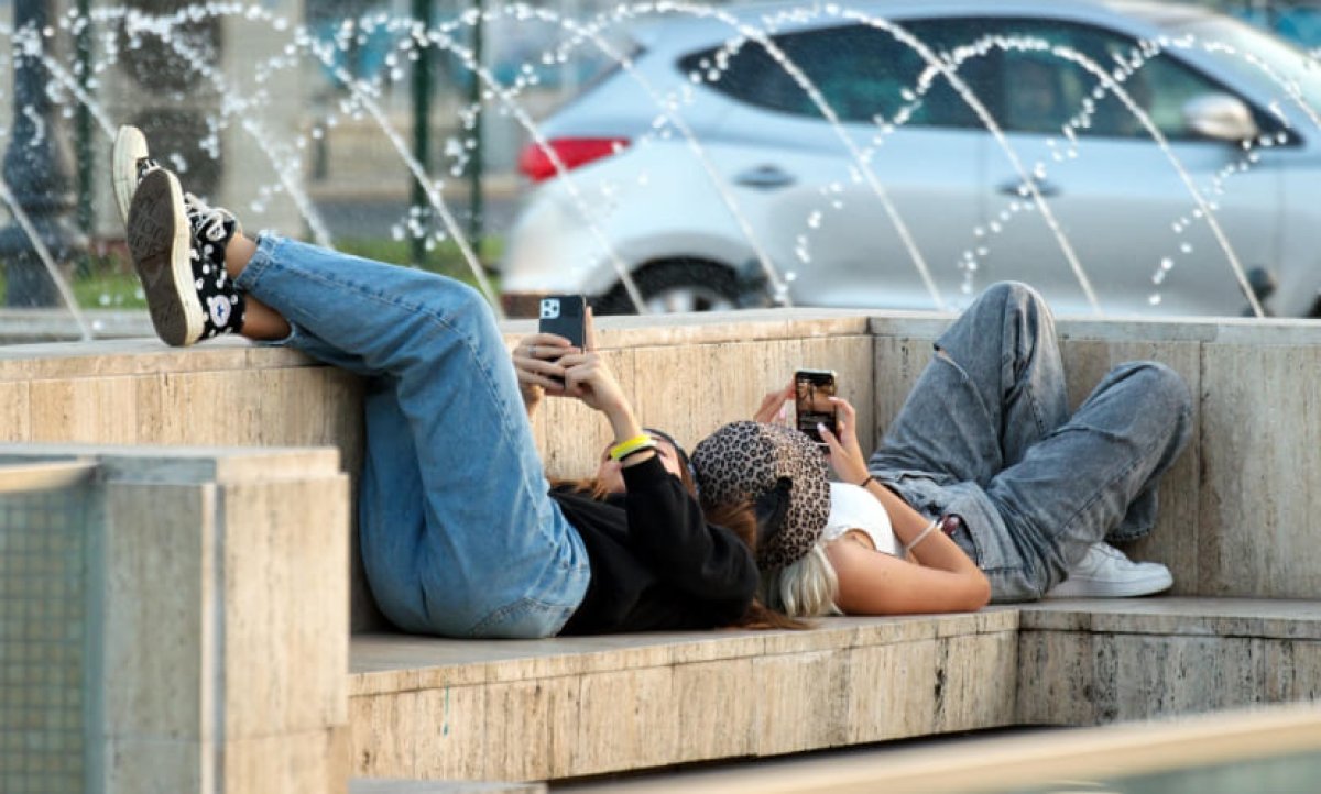 Погодный сюрприз воскресенья: где ждать грозу, а где - палящее солнце?