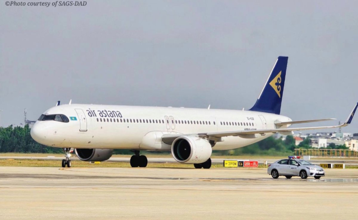 Два самолета с казахстанскими туристами из Дубая приземлились в Алматы