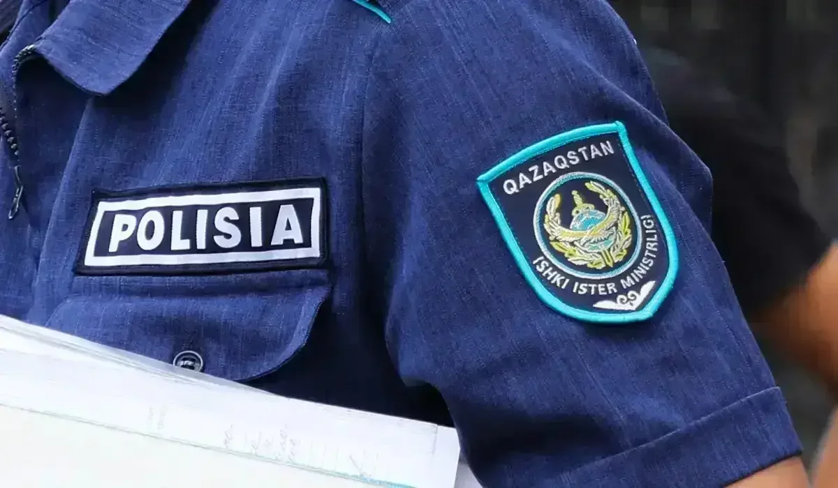 «Ұлымды өлтірді, көмектесіңізші»: Ақтауда көліктен ер адамның мәйіті табылды