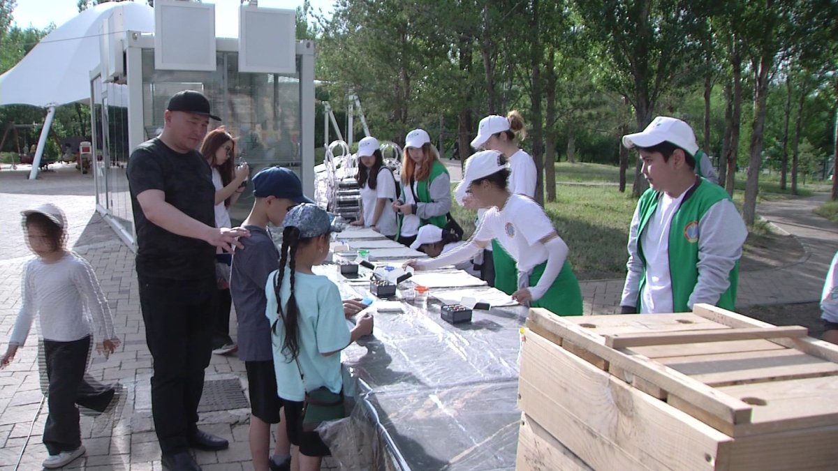 Елордалық жастар "Jasyl Fest" экофестивалінде 250 келіге жуық қалдық жинады