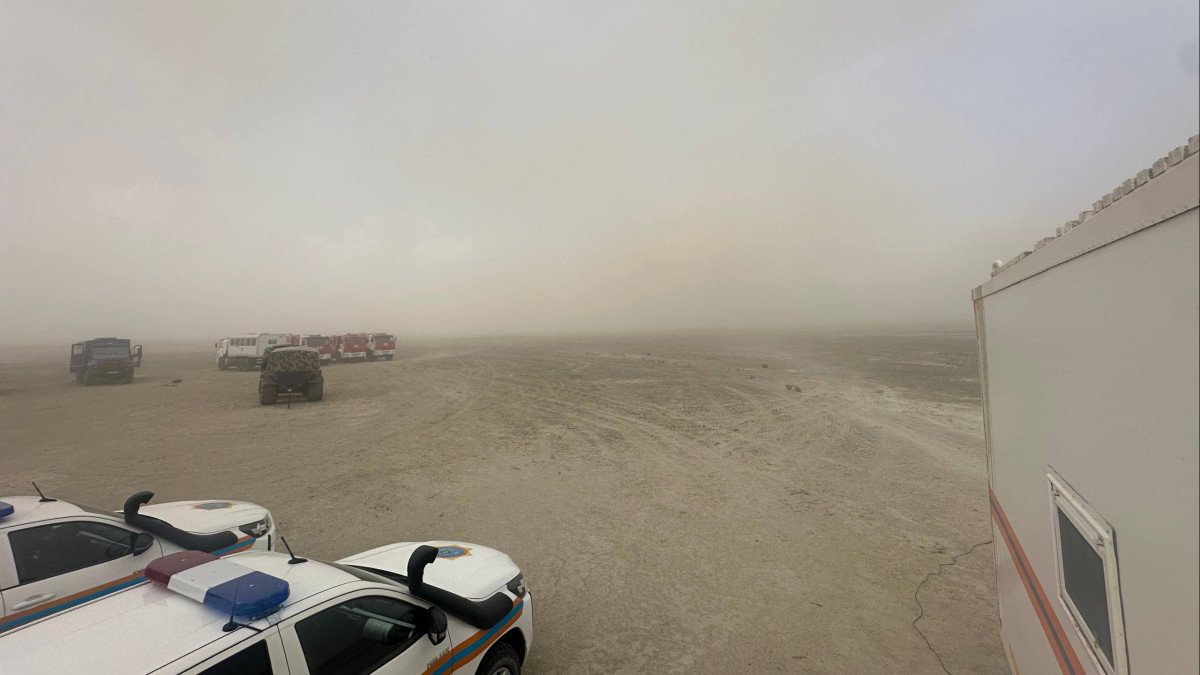 Атырауда батыстан соққан желдің екпіні күшеюде