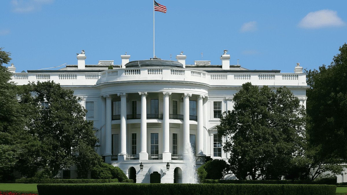 Трамп Иранға ауқымды соққы жасауға рұқсат берді – БАҚ