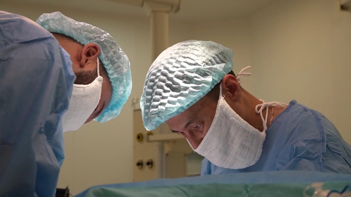 В Уральске хирурги спасли 13-летнюю девочку, которая увлекалась поеданием волос