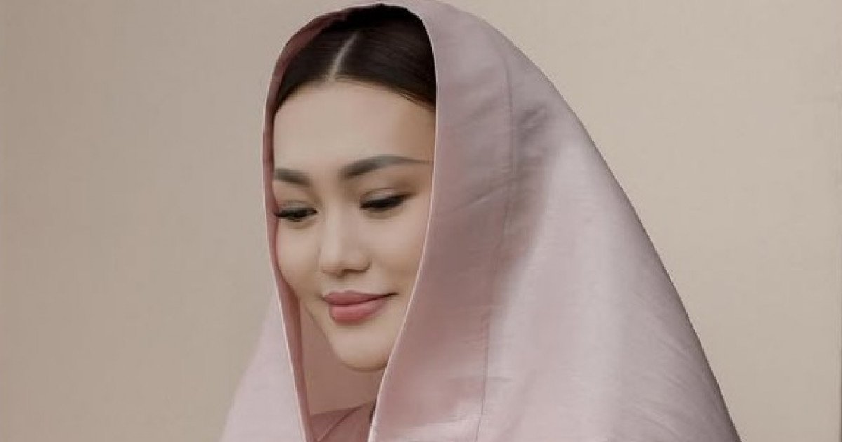 «Бұл өмірдің жалған екенін түсіндірген күн»: Ерке Есмахан жантебірентер жазба жариялады