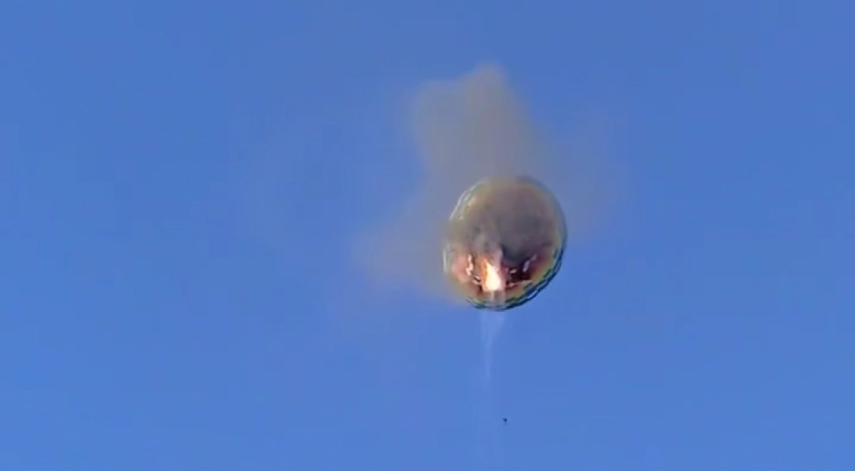 Воздушный шар загорелся в воздухе и рухнул в Бразилии: есть жертвы