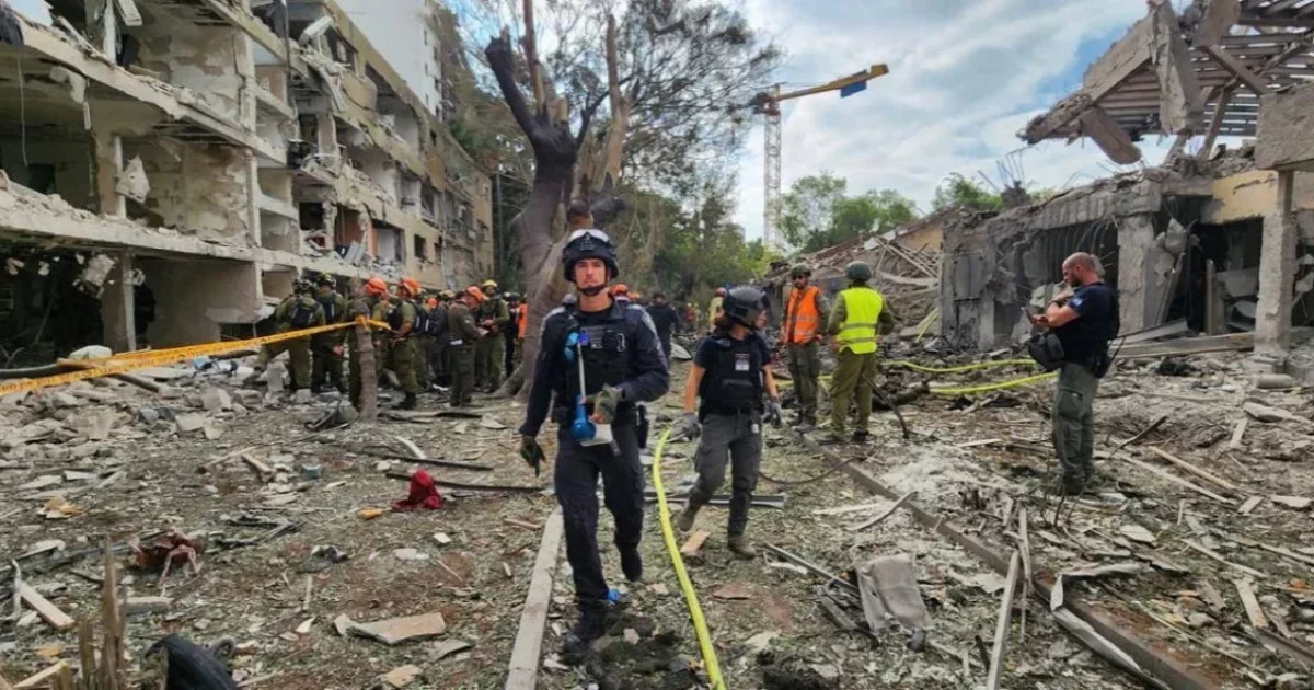 Иран Израильге 30-ға жуық зымыран атты