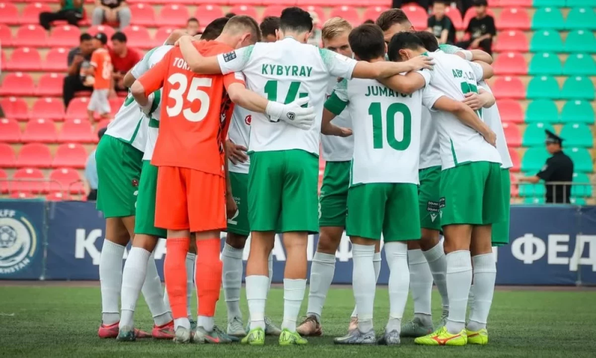 "Атырау" футбол клубы бір күнде 11 футболшымен қоштасты