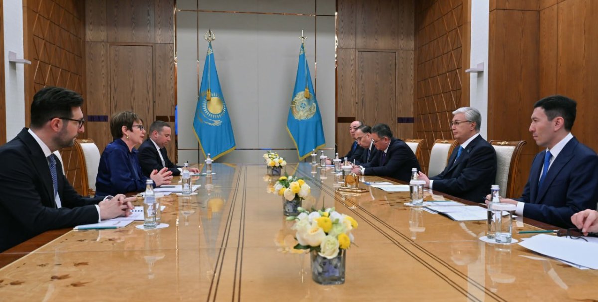 Қасым-Жомарт Тоқаев Еуропалық қайта құру және даму банкінің президенті Одиль Рено-Бассомен кездесті