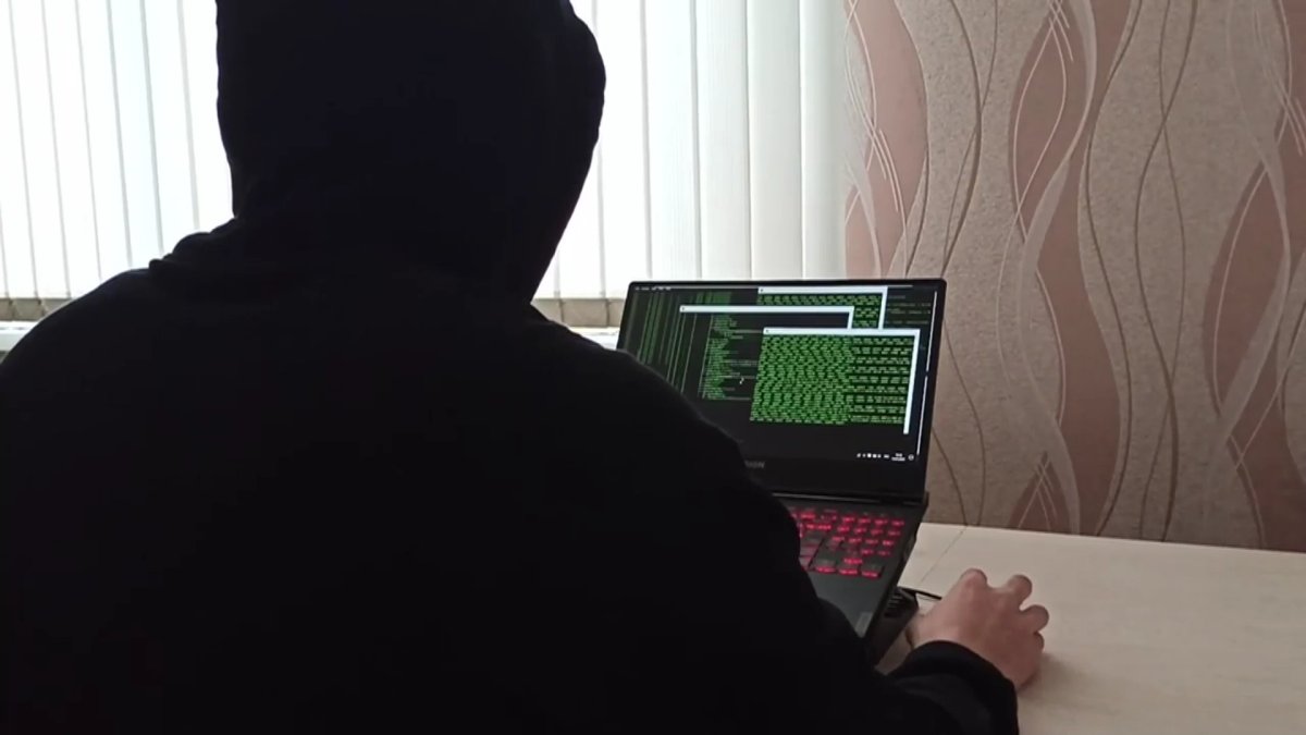 Елімізде интернет-алаяқтар саны 45 мыңнан асты
