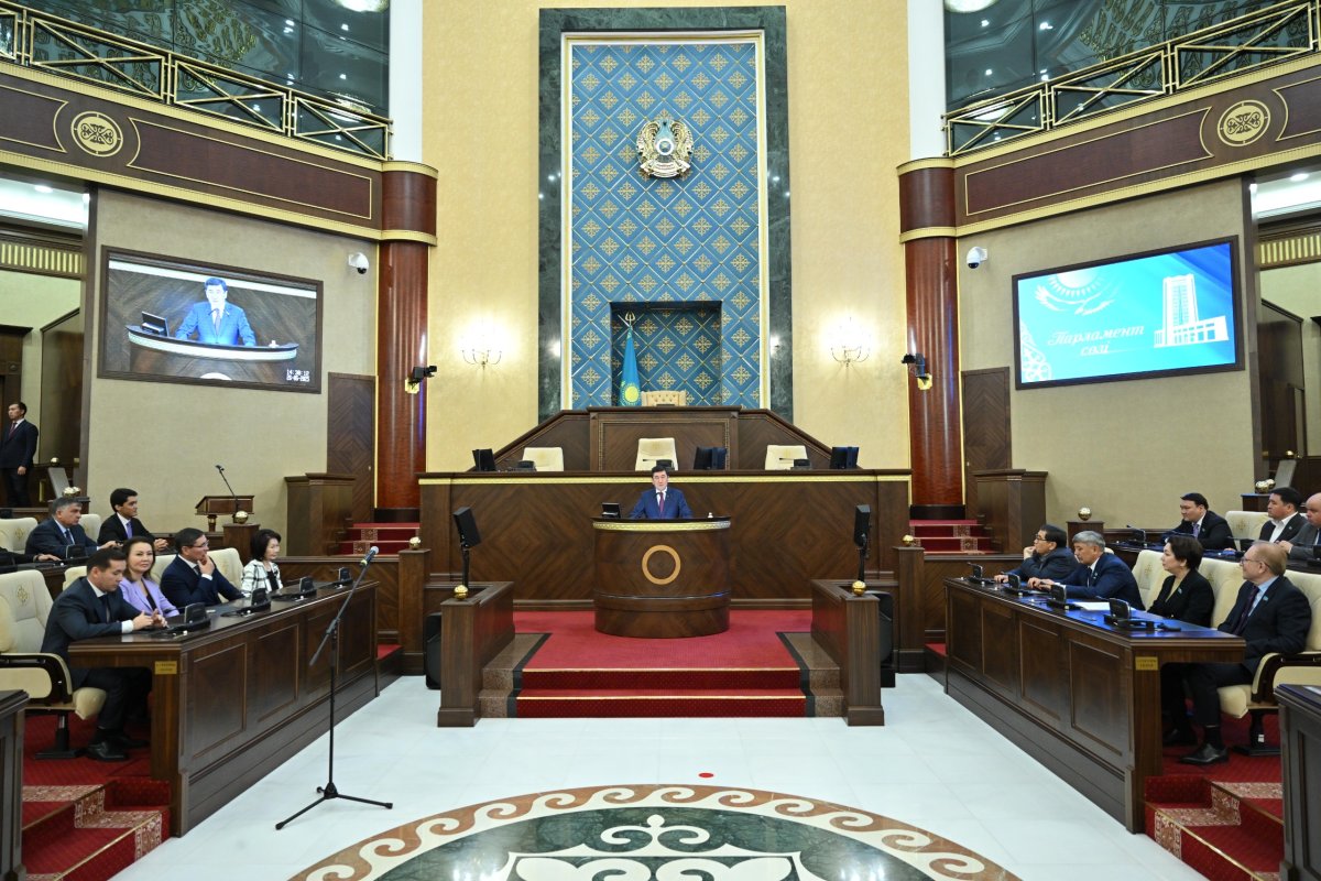 Мәжілісте «Парламент сөзі» сыйлығының иегерлері марапатталды