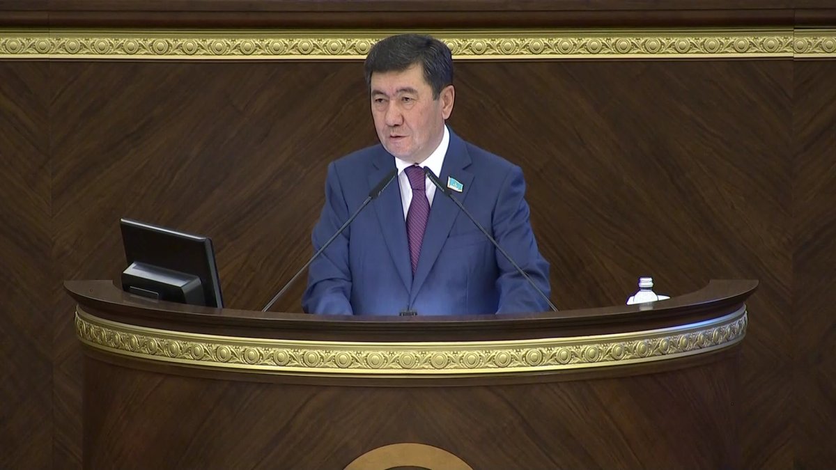 Оператор телеканала «Астана» Алмас Жулубаев стал обладателем премии «Парламент сөзі»