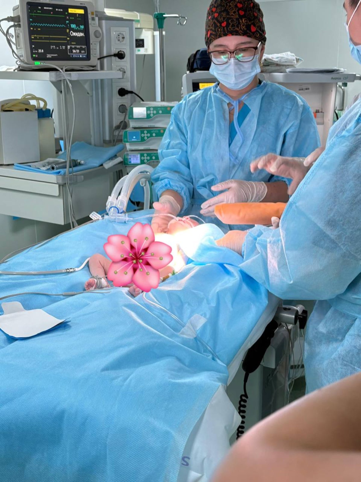 ПБХҒО ХИРУРГТАРЫ ТУА БІТКЕН АТРИОВЕНТРИКУЛЯРЛЫҚ БЛОКАДАСЫ БАР ШАЛА ТУҒАН НӘРЕСТЕНІҢ ӨМІРІН САҚТАП ҚАЛДЫ